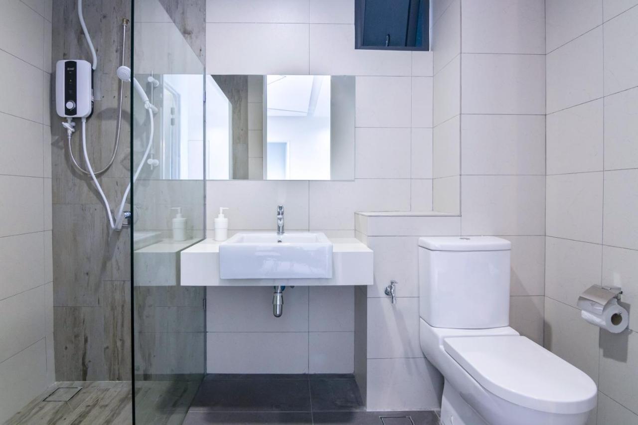 Arte Serviced Apartment @ Penang Gelugor Extérieur photo